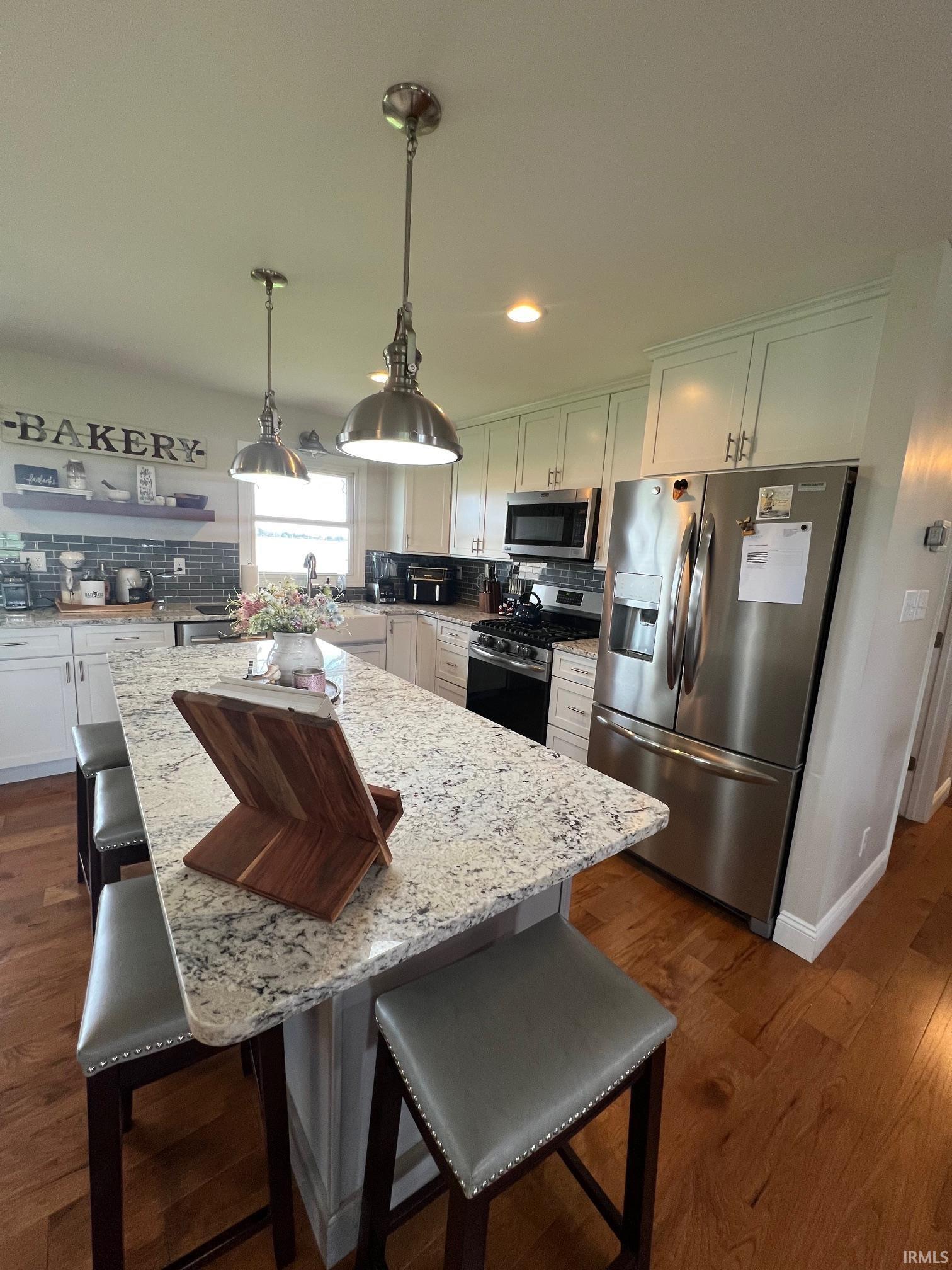 9204 Hamilton Road Yoder, IN 46798 - Photo 7 of 34