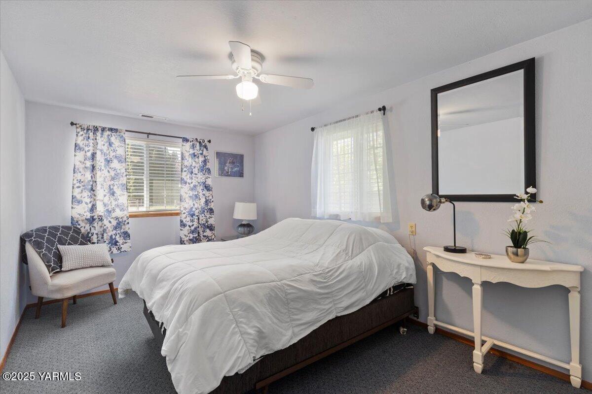 10401 North 1739 Pr Road Grandview, WA 98930 - Photo 45 of 80 57-10401 1739th-024