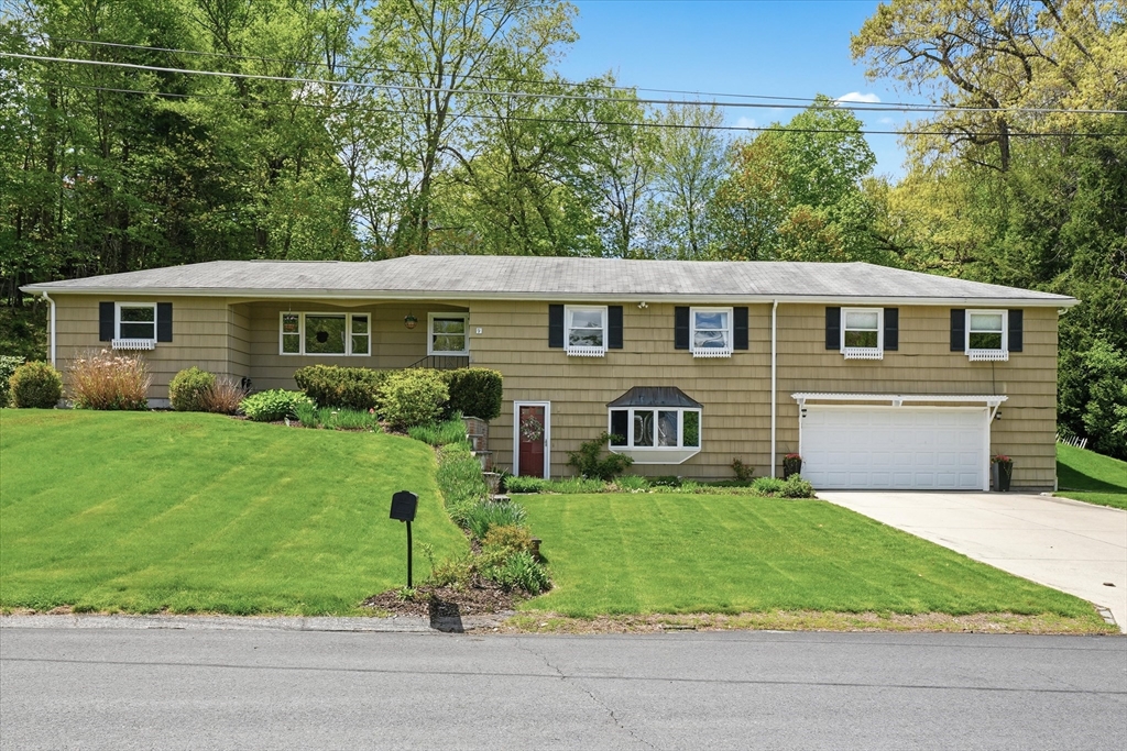 9 Brady Rd Extension Westborough, MA 01581 - Photo 1 of 41