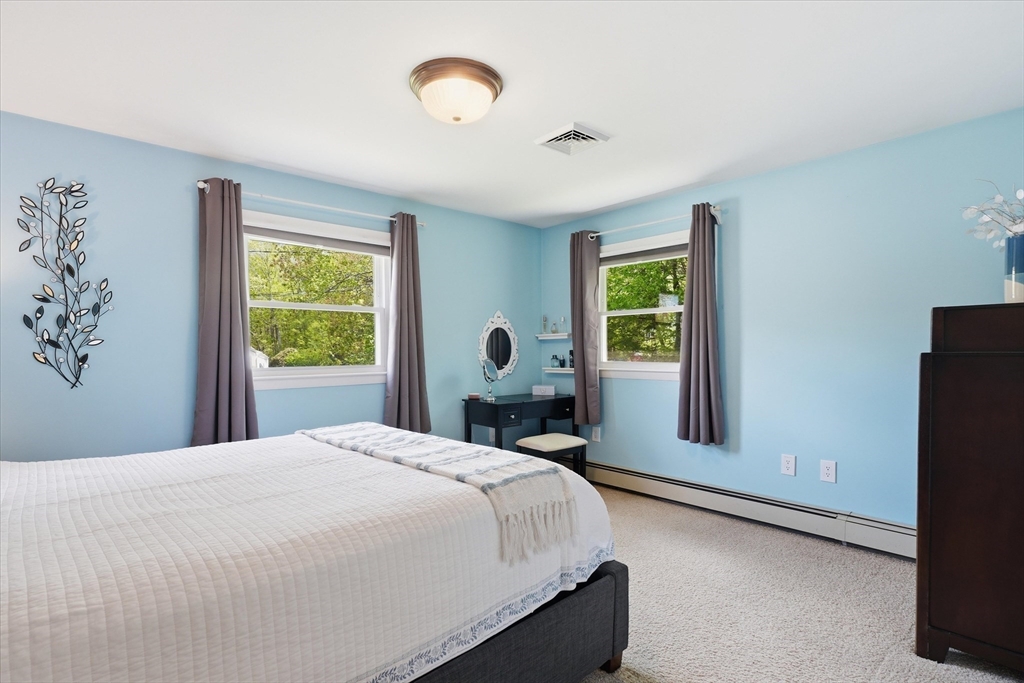 9 Brady Rd Extension Westborough, MA 01581 - Photo 11 of 41