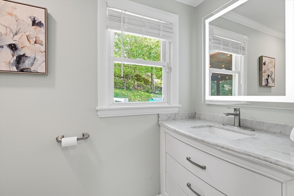 9 Brady Rd Extension Westborough, MA 01581 - Photo 21 of 41