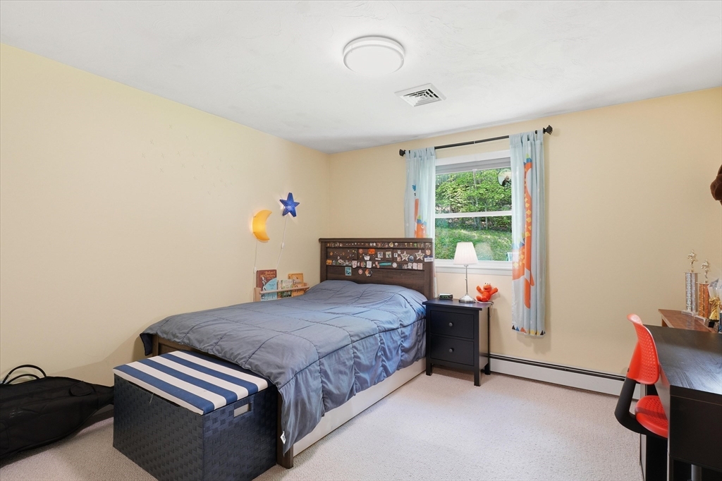9 Brady Rd Extension Westborough, MA 01581 - Photo 22 of 41