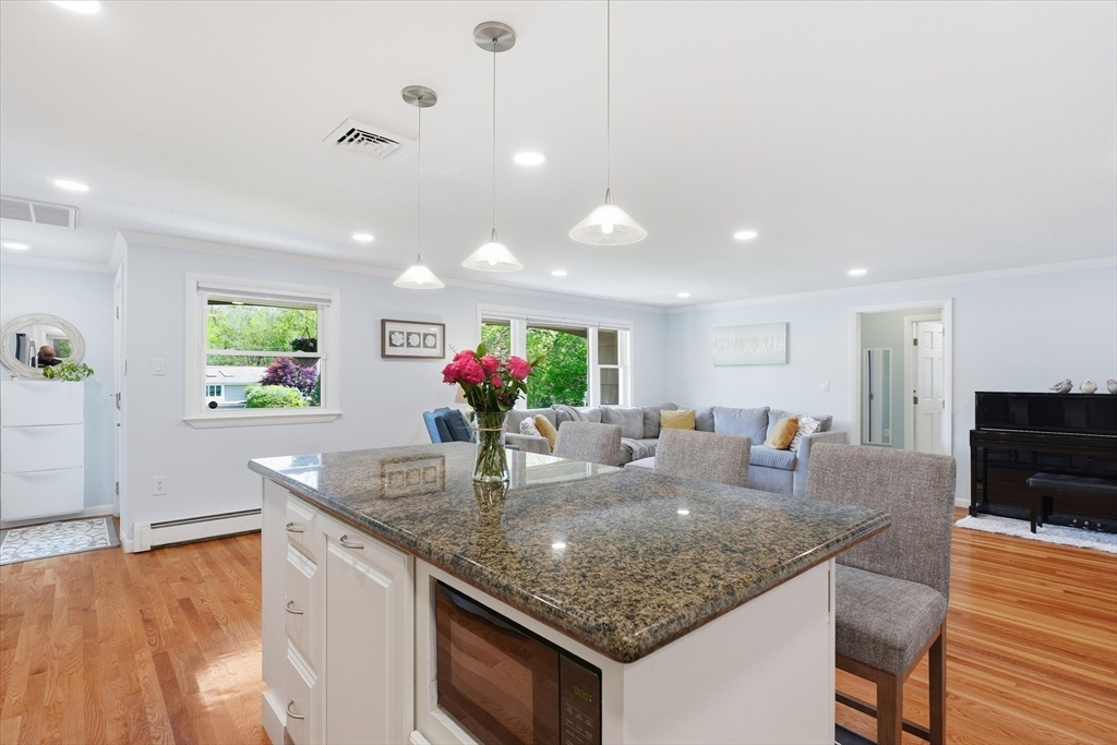 9 Brady Rd Extension Westborough, MA 01581 - Photo 6 of 41