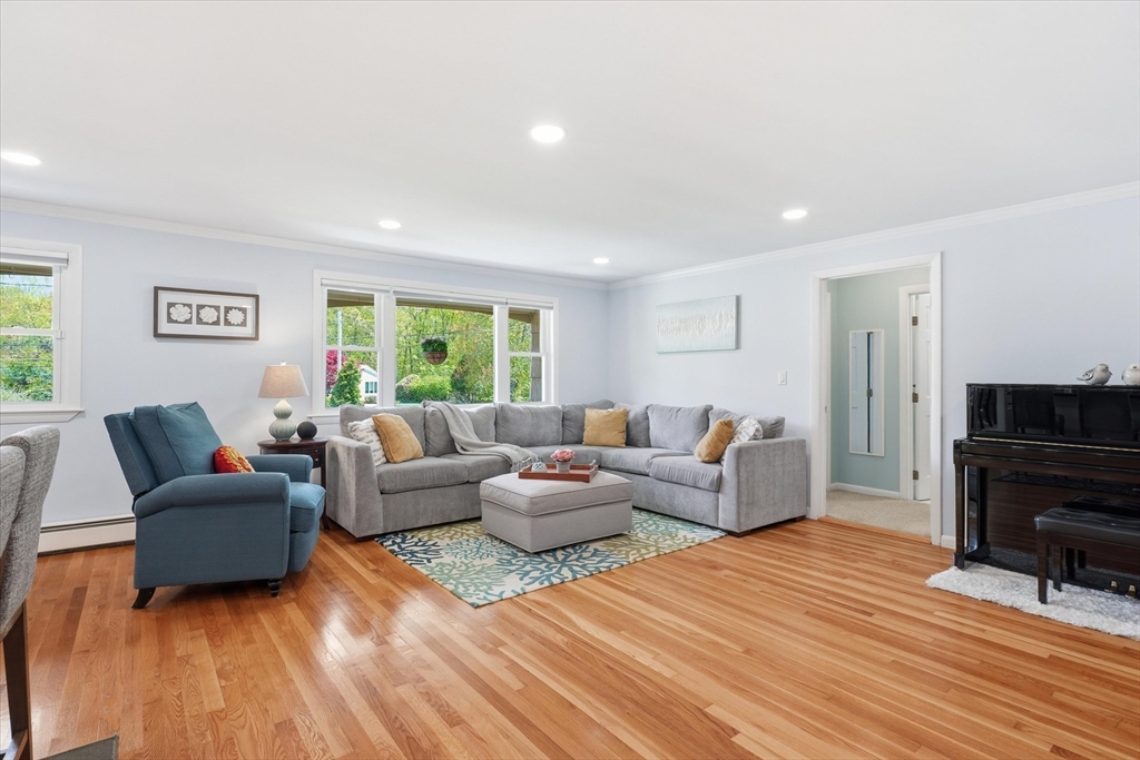 9 Brady Rd Extension Westborough, MA 01581 - Photo 7 of 41