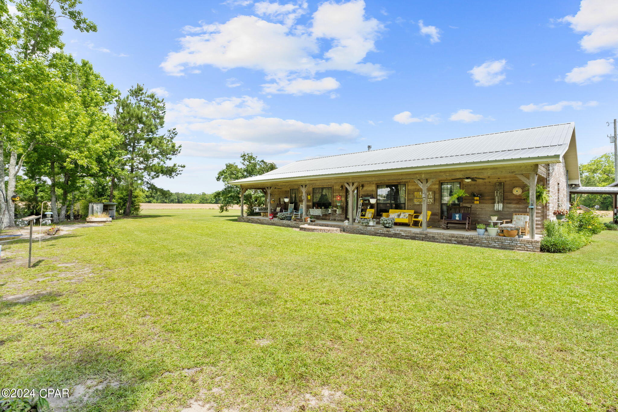 4180 Highway 273 Cottondale, FL 32431 - Photo 2 of 58