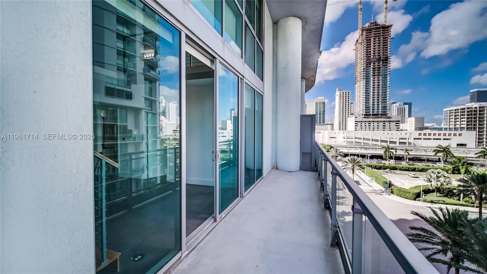 90 Southwest 3rd Street, Unit TH706 Miami, FL 33130 - Photo 4 of 37 Gallery Image 4