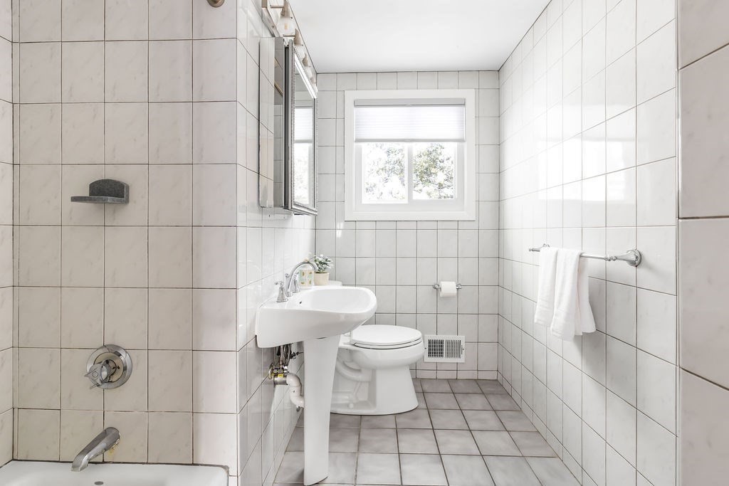 44 Agnes Drive Framingham, MA 01701 - Photo 13 of 23