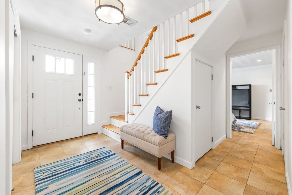 44 Agnes Drive Framingham, MA 01701 - Photo 14 of 23