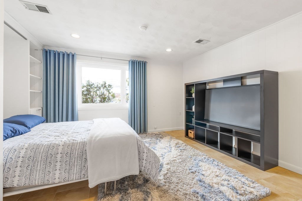 44 Agnes Drive Framingham, MA 01701 - Photo 16 of 23