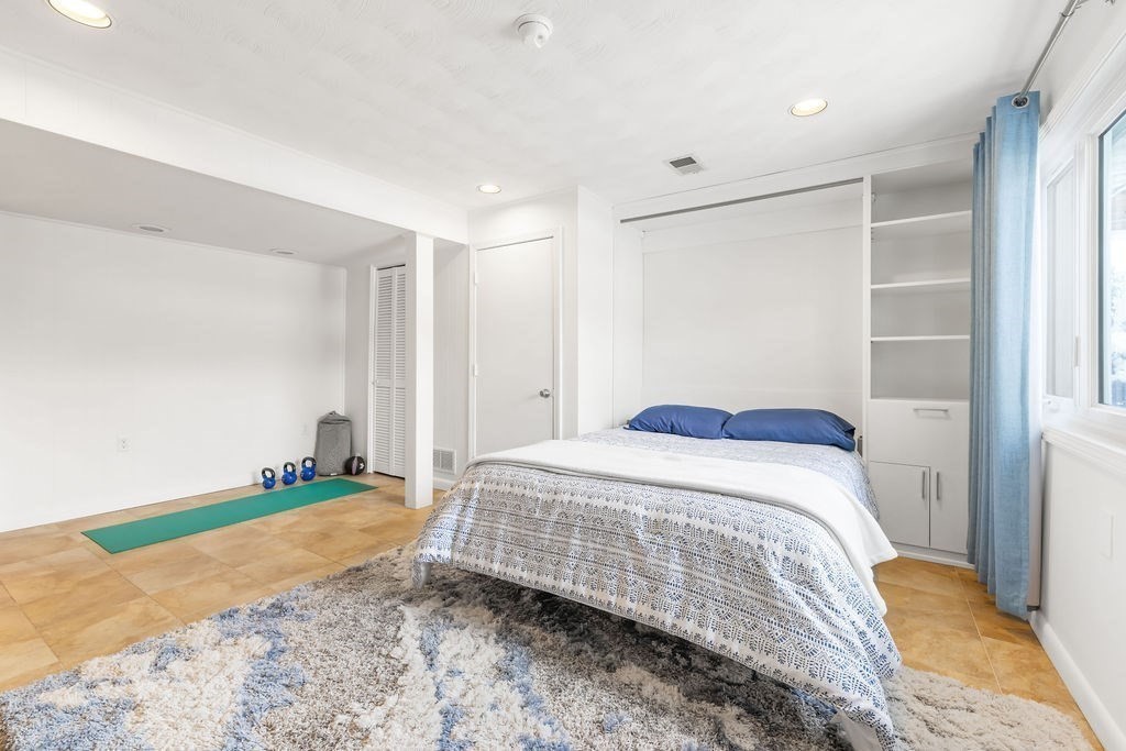 44 Agnes Drive Framingham, MA 01701 - Photo 17 of 23