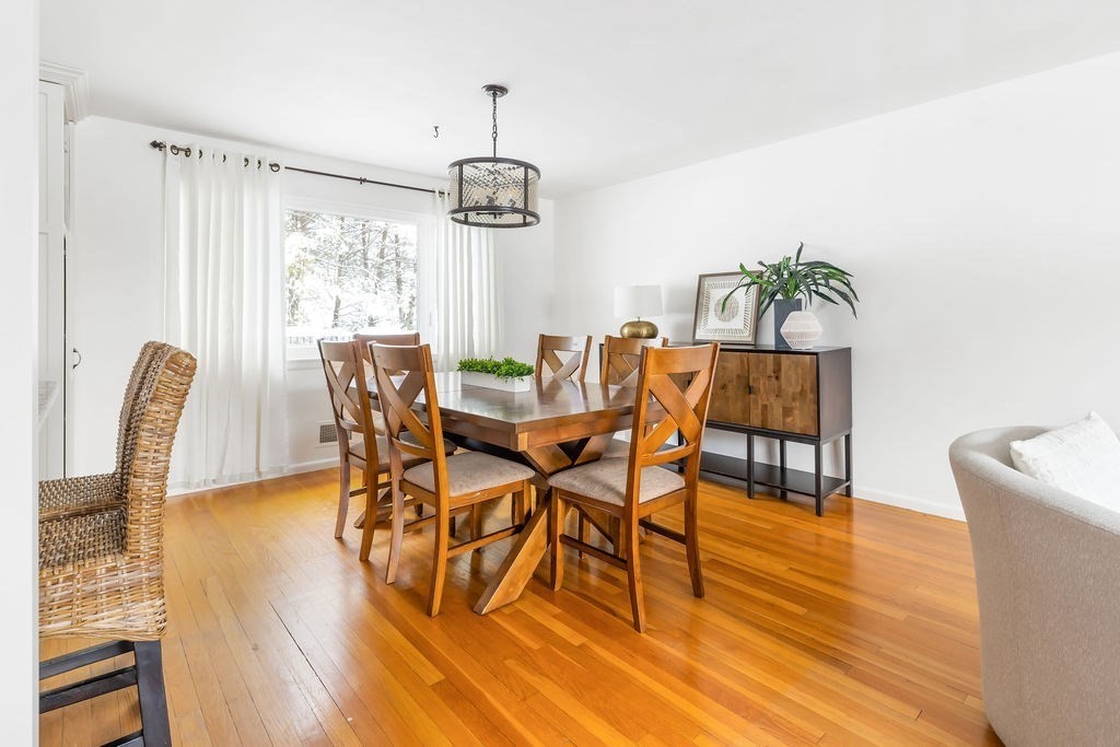 44 Agnes Drive Framingham, MA 01701 - Photo 3 of 23