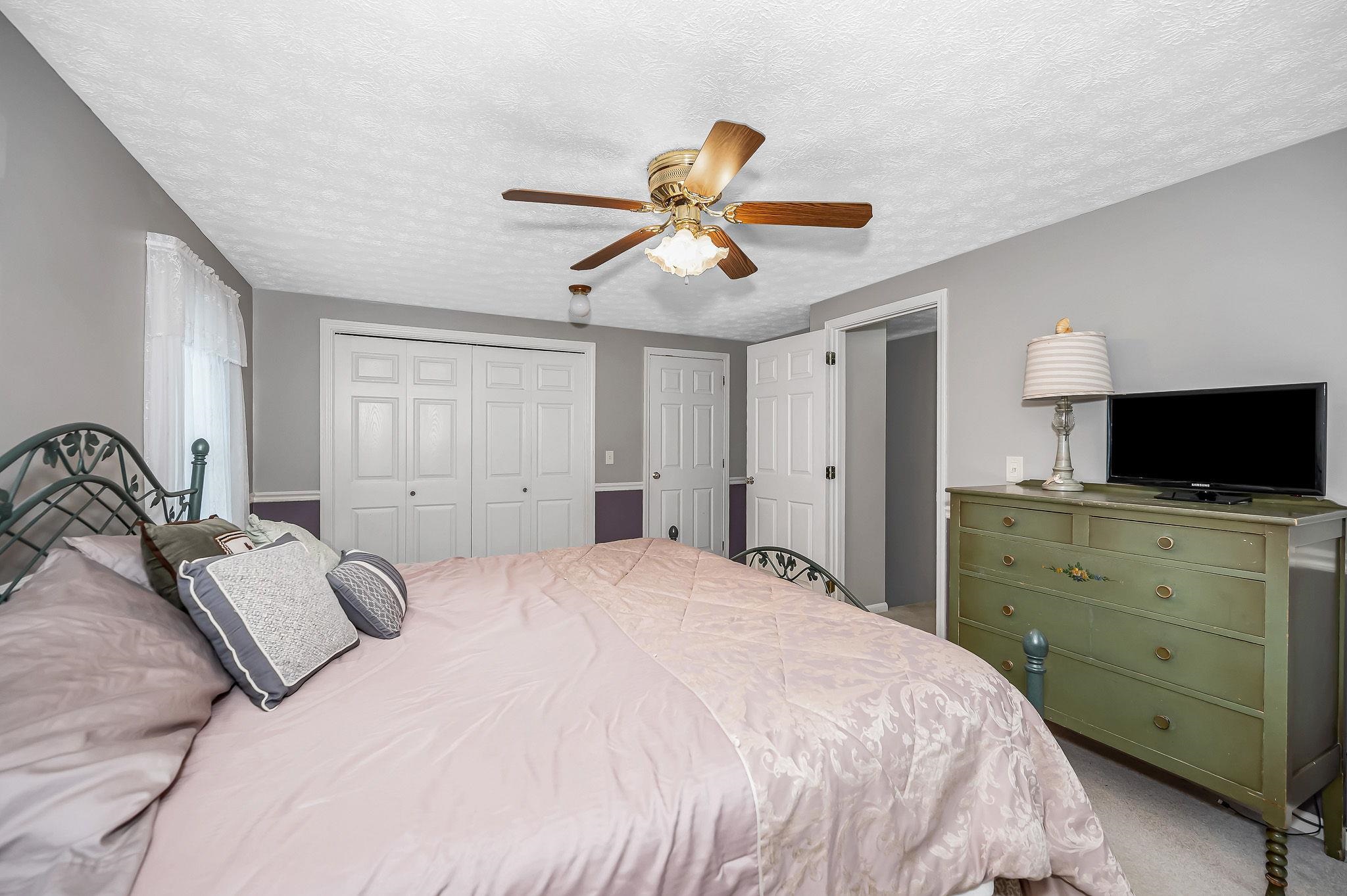 11 Linden Street Hudson, NH 03051 - Photo 15 of 35