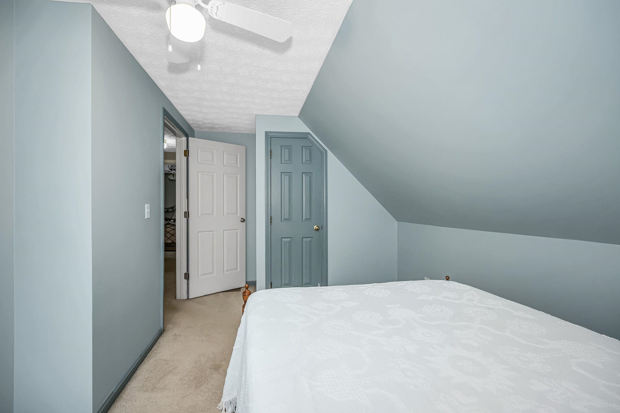 11 Linden Street Hudson, NH 03051 - Photo 20 of 35
