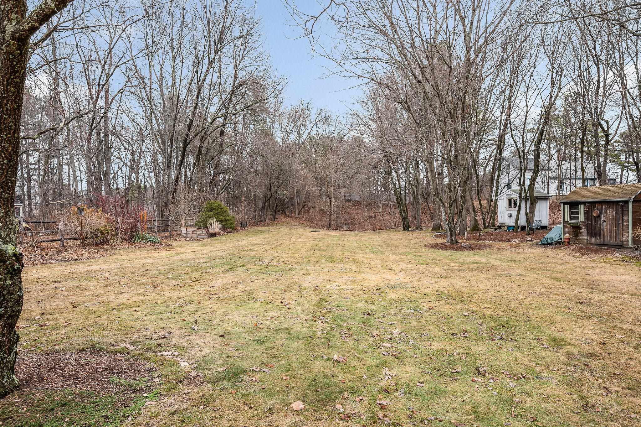 11 Linden Street Hudson, NH 03051 - Photo 24 of 35