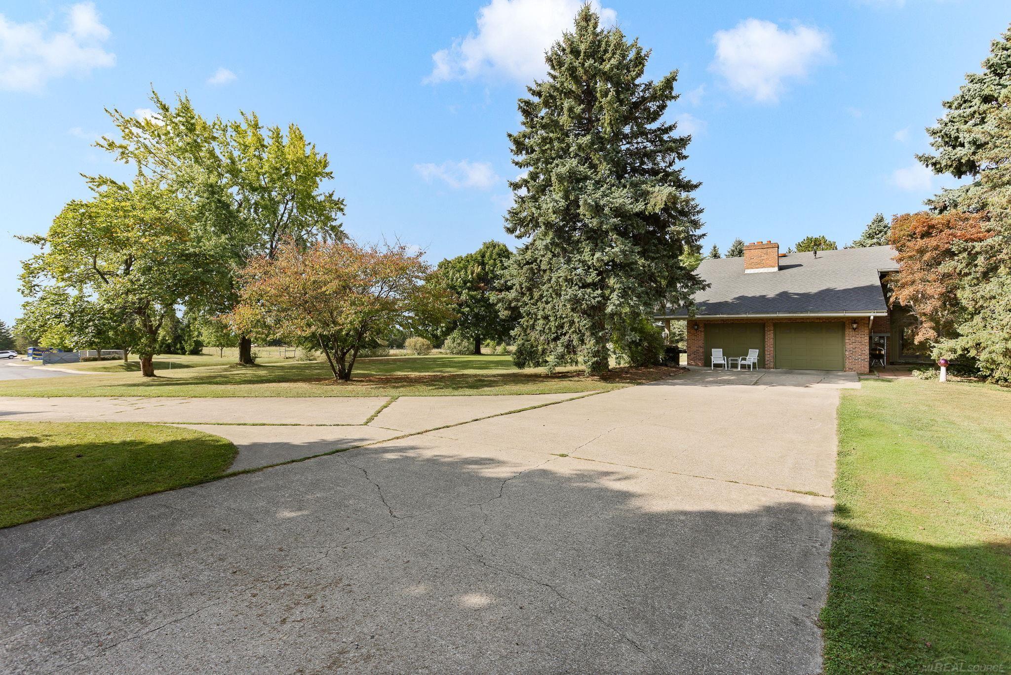 160 West Deckerville Road Caro, MI 48723 - Photo 53 of 62 50159027-6266a246-4464-435e-b9aa-d8e280c73dba.JPG
