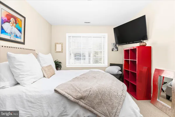 $850,000 | 1102 Washingtonville Drive, Baltimore, MD 21210