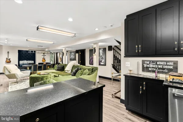 $850,000 | 1102 Washingtonville Drive, Baltimore, MD 21210