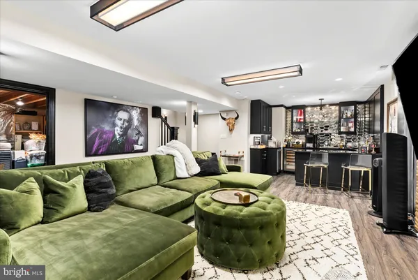 $850,000 | 1102 Washingtonville Drive, Baltimore, MD 21210