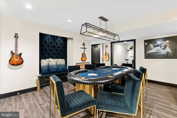 $850,000 | 1102 Washingtonville Drive, Baltimore, MD 21210