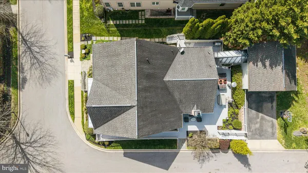 $850,000 | 1102 Washingtonville Drive, Baltimore, MD 21210