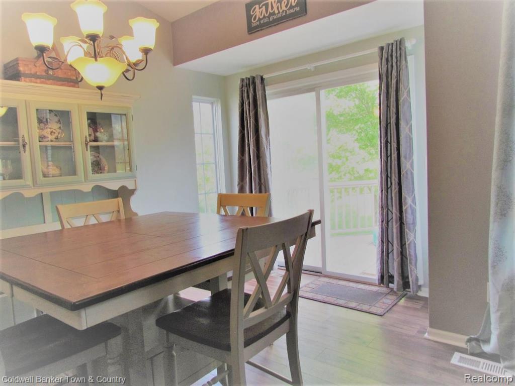 2588 Ravineside South Howell, MI 48843 - Photo 12 of 55