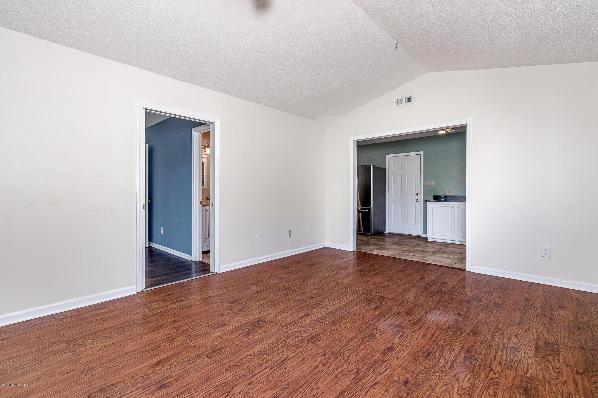 3023 Old Gate Road Morehead City, NC 28557 - Photo 15 of 39 Spacious den with fireplace
