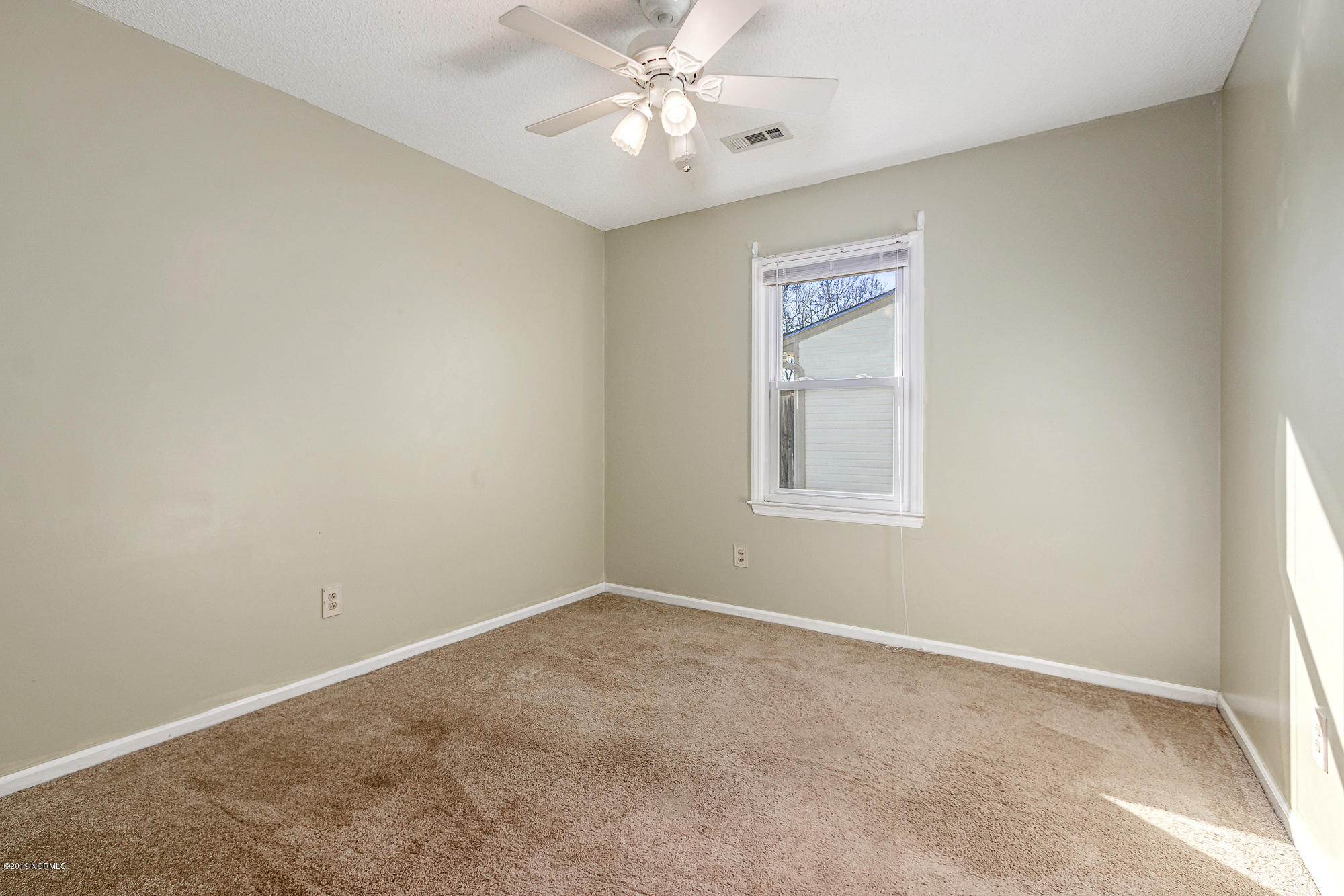 3023 Old Gate Road Morehead City, NC 28557 - Photo 18 of 39 Guest bedroom 1