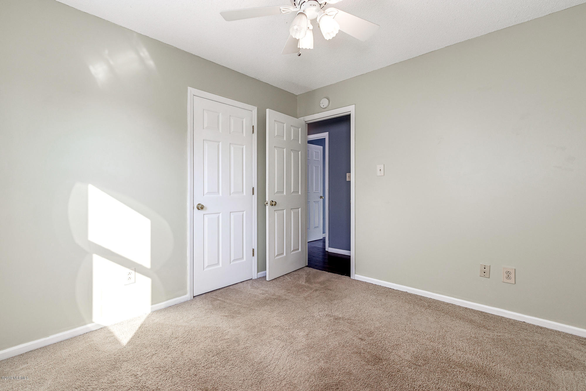 3023 Old Gate Road Morehead City, NC 28557 - Photo 19 of 39 Guest bedroom 1