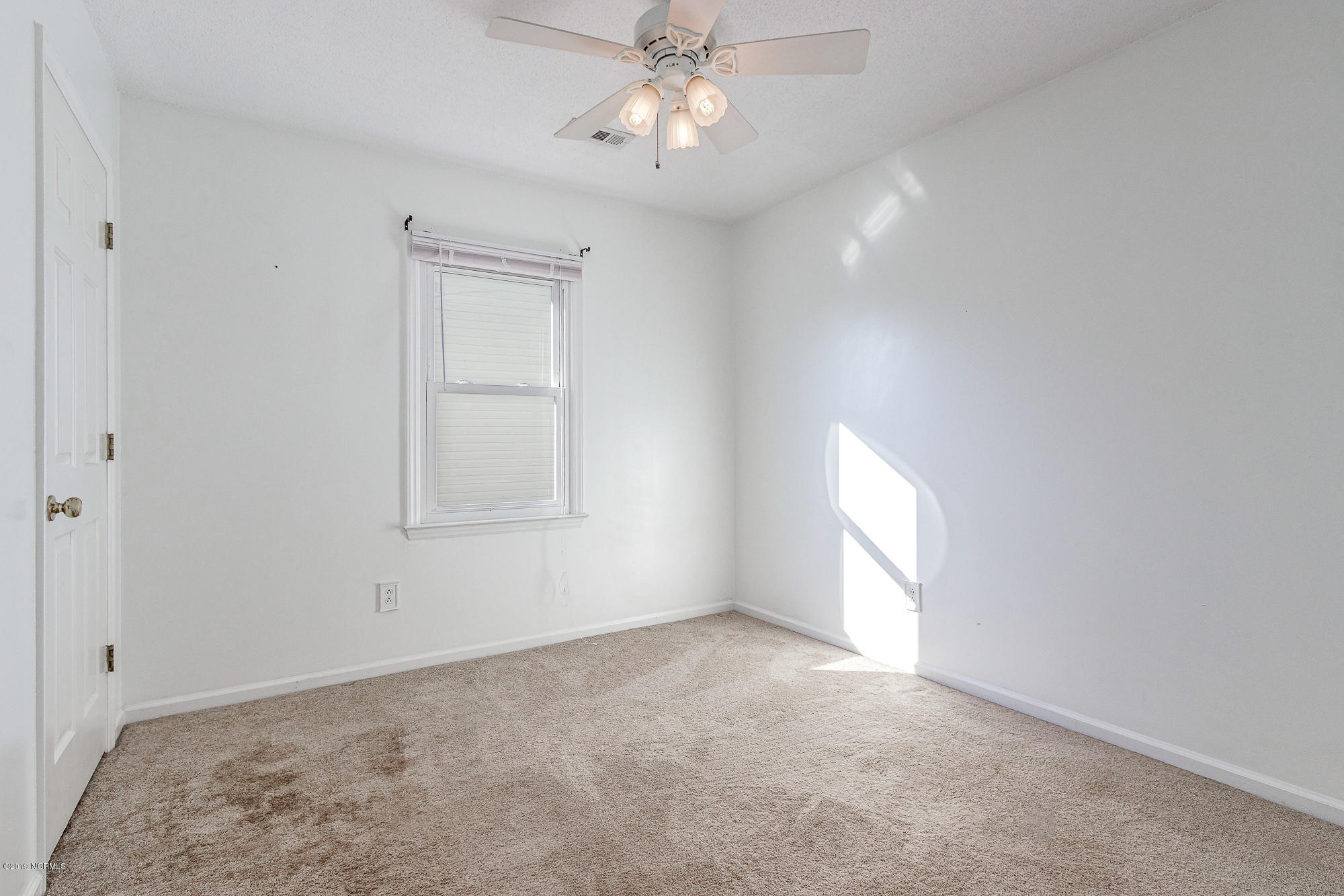 3023 Old Gate Road Morehead City, NC 28557 - Photo 20 of 39 Guest bedroom 2