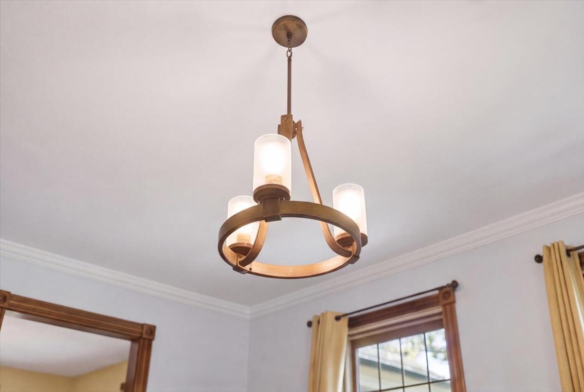 897 Main Street Wayne, ME 04284 - Photo 36 of 157 096-Dining-Room-10