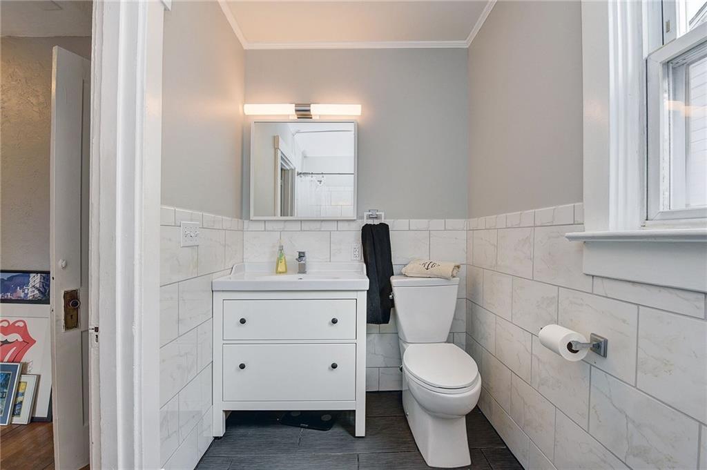 958 Stanford Road Pittsburgh, PA 15212 - Photo 18 of 23 Gallery Image 18
