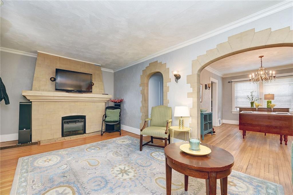 958 Stanford Road Pittsburgh, PA 15212 - Photo 7 of 23 Gallery Image 7