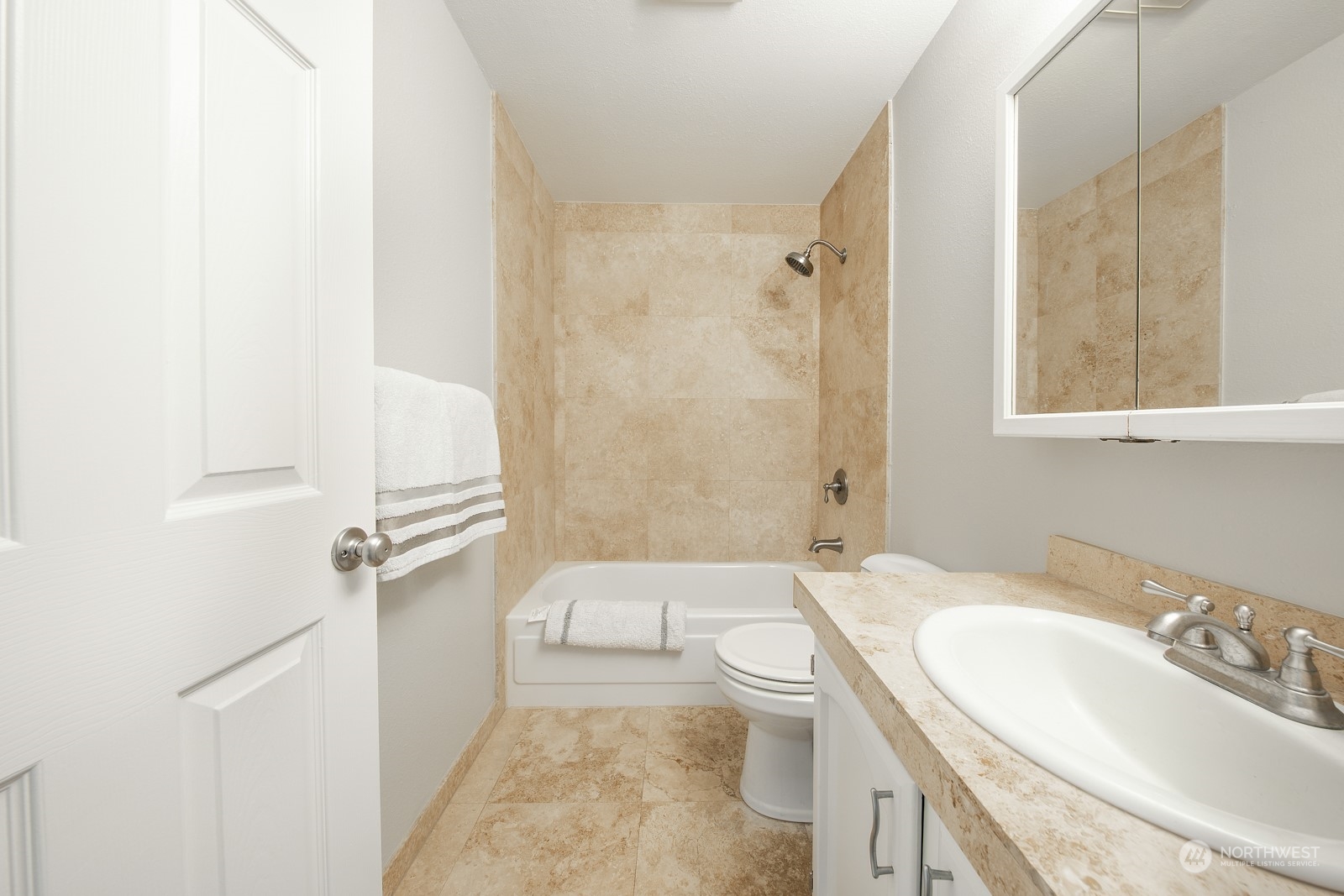 820 Cady Road, Unit D204 Everett, WA 98203 - Photo 16 of 22 Gallery Image 16