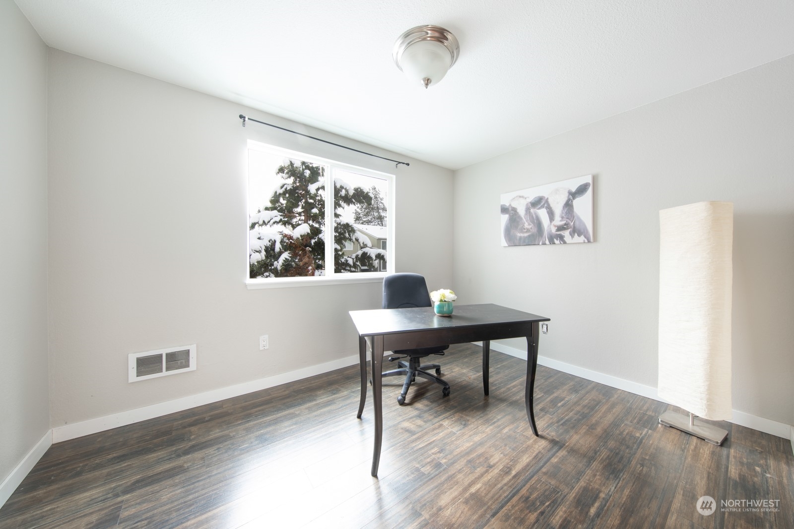 820 Cady Road, Unit D204 Everett, WA 98203 - Photo 17 of 22 Gallery Image 17