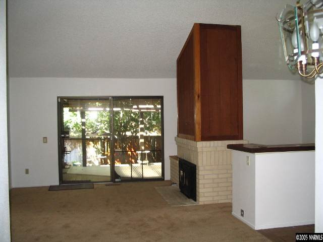 625 East Riverview Circle Reno, NV 89509 - Photo 4 of 6 Photo 4