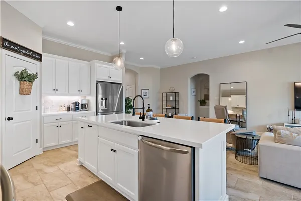 $2,900 | 5123 Maroon Creek Drive, Bryan, TX 77802