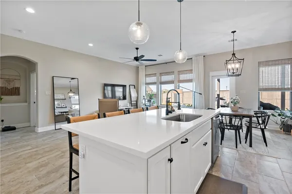 $2,900 | 5123 Maroon Creek Drive, Bryan, TX 77802