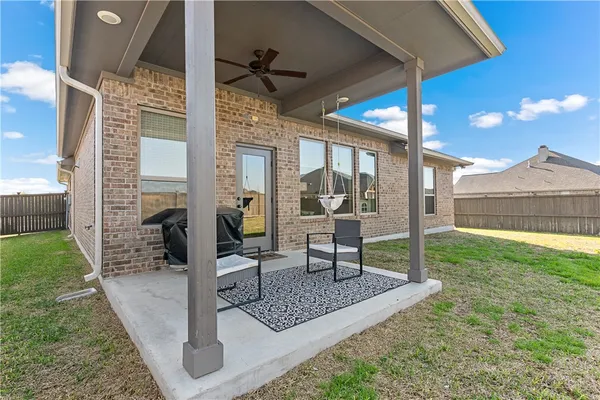 $2,900 | 5123 Maroon Creek Drive, Bryan, TX 77802