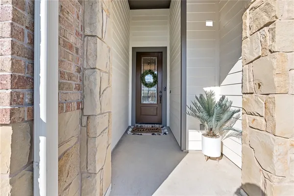 $2,900 | 5123 Maroon Creek Drive, Bryan, TX 77802