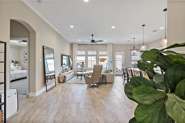 $2,900 | 5123 Maroon Creek Drive, Bryan, TX 77802