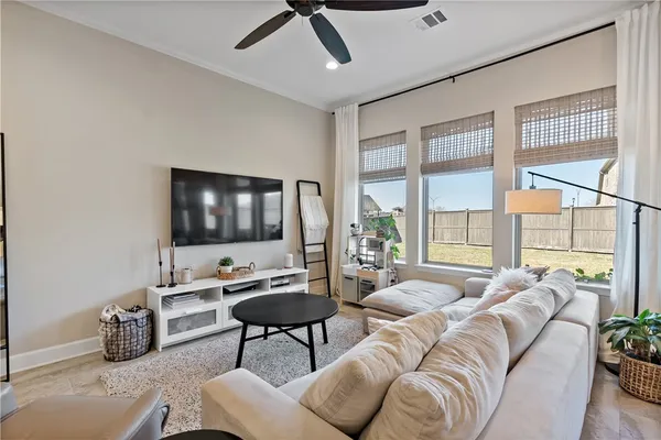 $2,900 | 5123 Maroon Creek Drive, Bryan, TX 77802