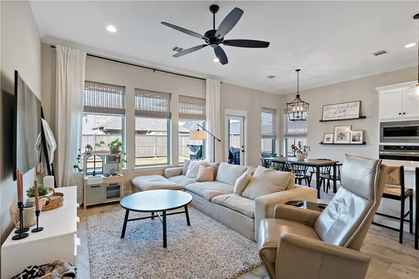 $2,900 | 5123 Maroon Creek Drive, Bryan, TX 77802