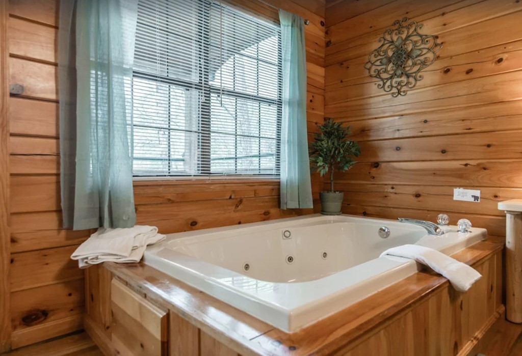 1663 Raccoon Den Way Sevierville, TN 37862 - Photo 10 of 29 Gallery Image 10