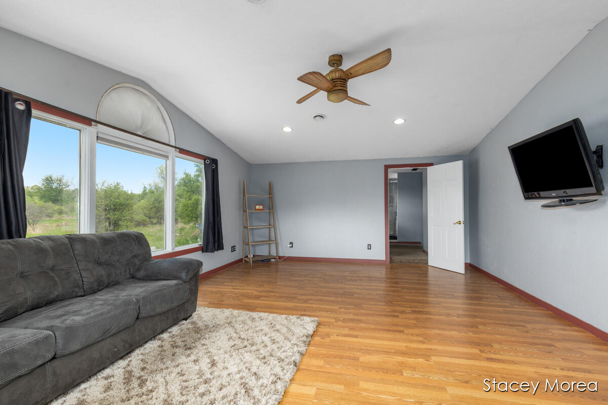 1910 Waterview Way Crystal, MI 48818 - Photo 5 of 33
