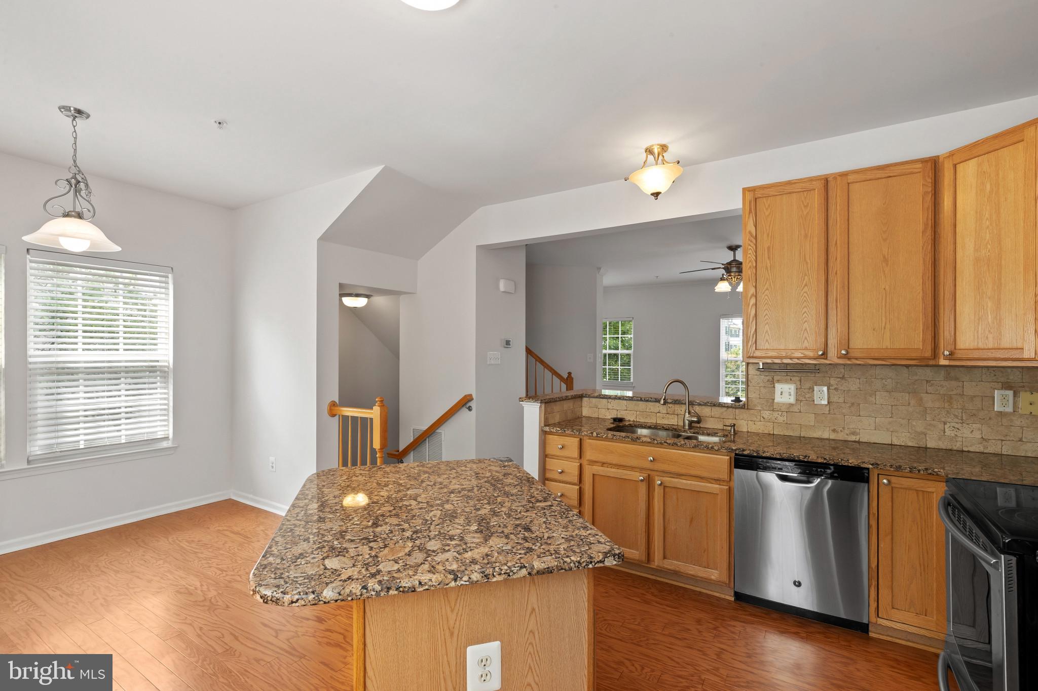 6884 Tasker Falls, Unit 107 Elkridge, MD 21075 - Photo 13 of 41