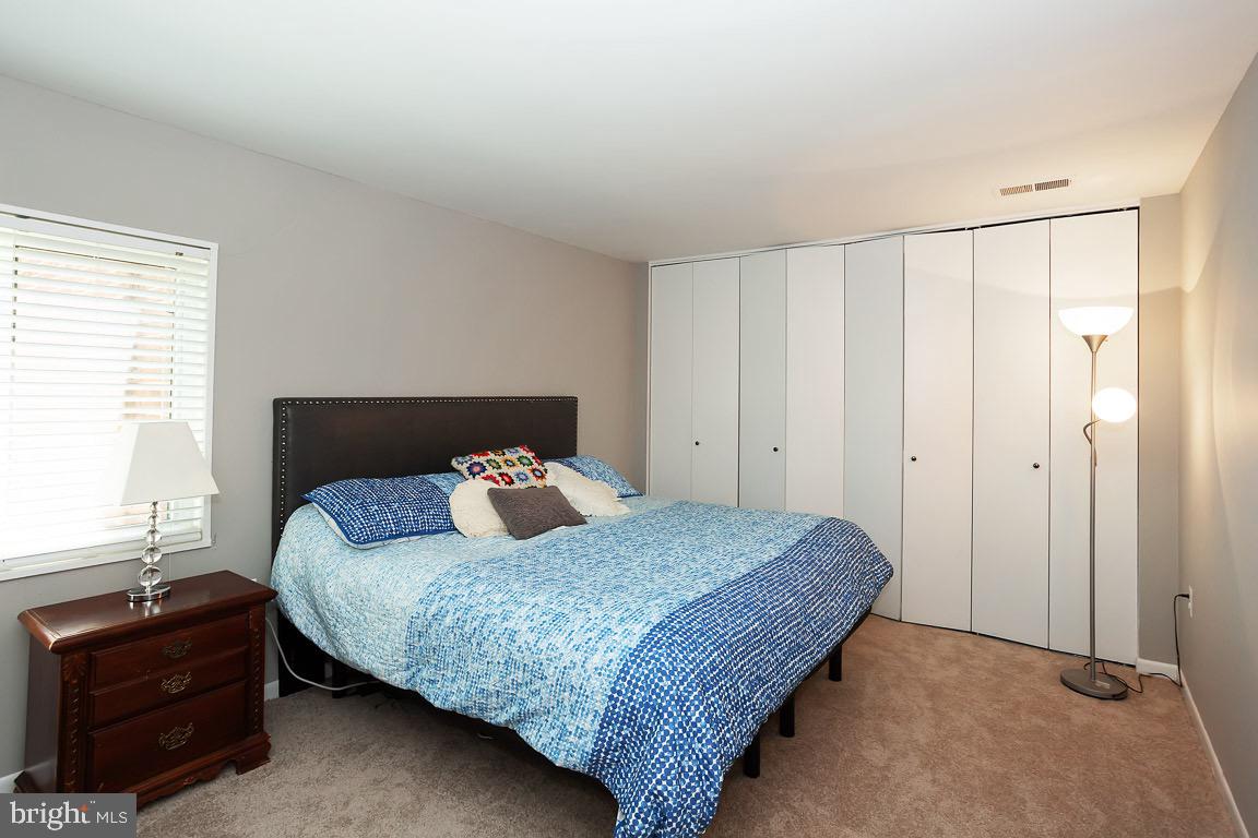 1552 Northgate Square, Unit 32B Reston, VA 20190 - Photo 14 of 25