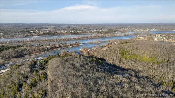 $479,900 | 22543 Peppermint Drive, Warsaw, MO 65355