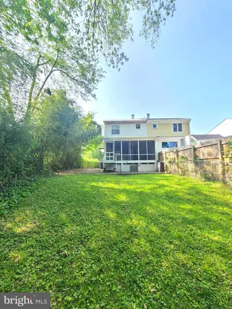 $2,295 | 3422 Floral Street, Silver Spring, MD 20902