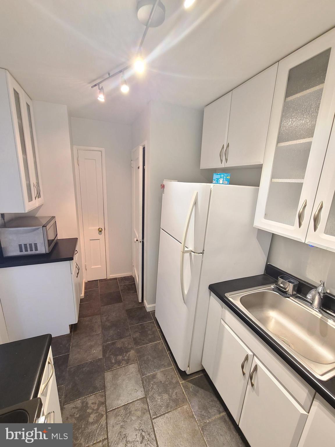 3422 Floral Street Silver Spring, MD 20902 - Photo 11 of 36 Kitchen