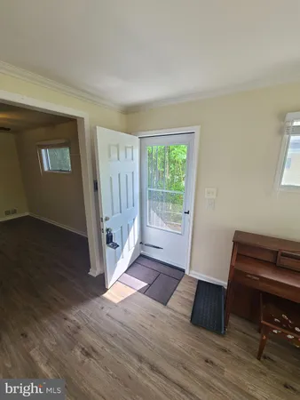 $2,295 | 3422 Floral Street, Silver Spring, MD 20902